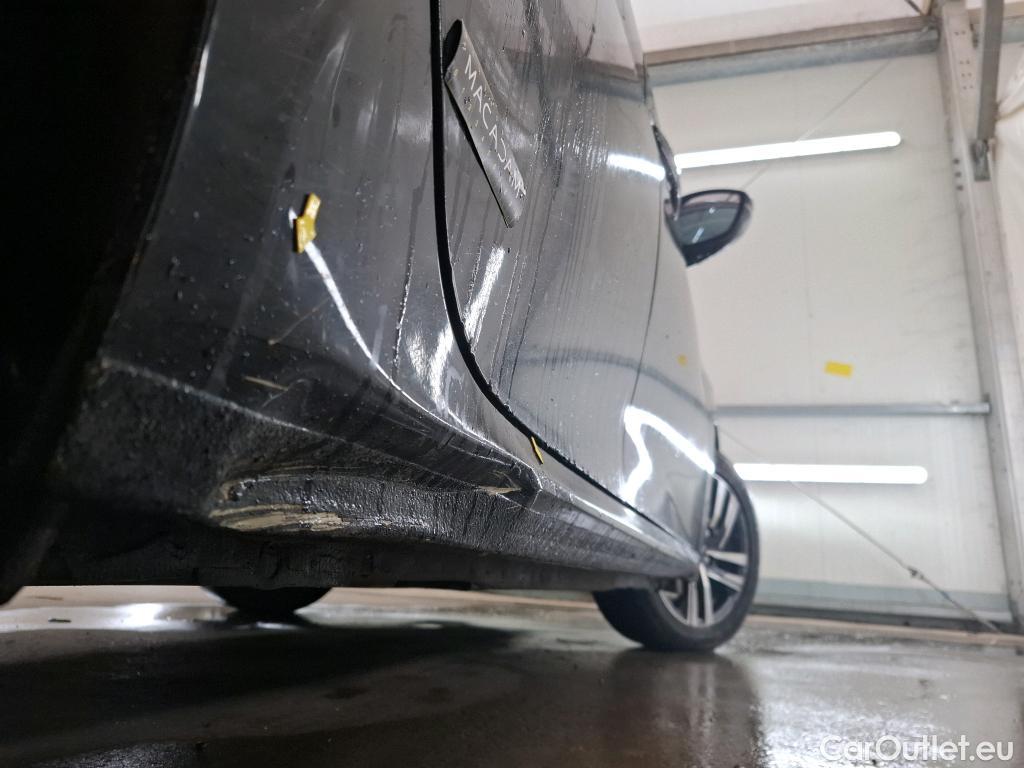 Peugeot  208  Allure Business 1.2 PureTech 100CV BVM6 E6d #3