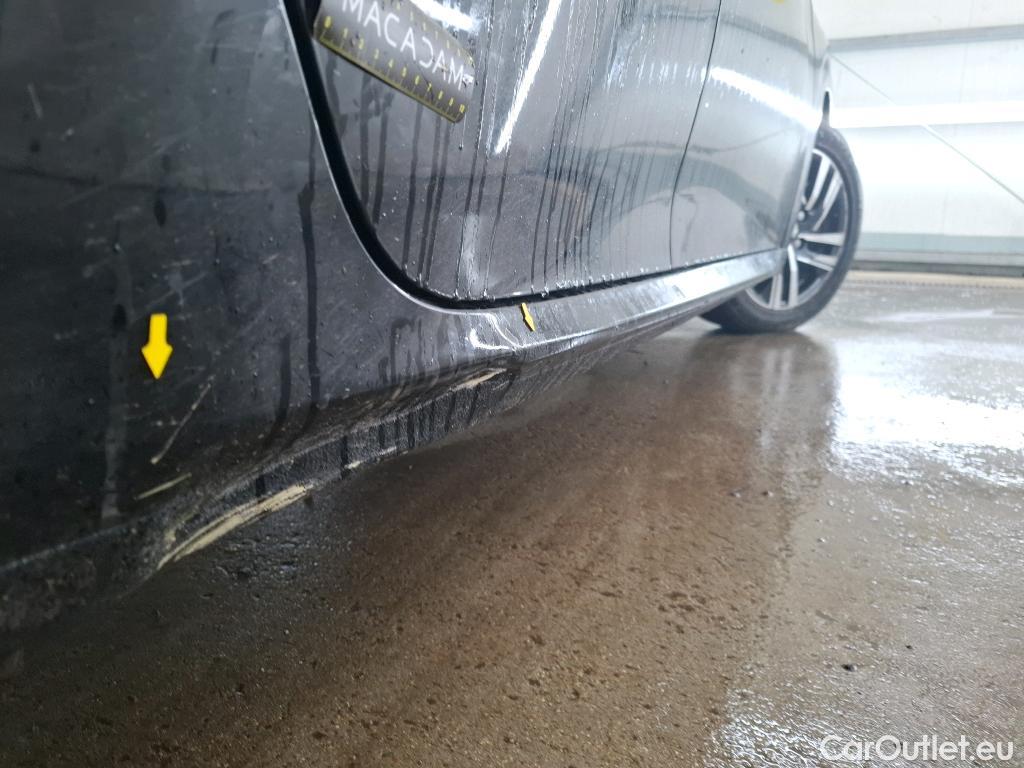  Peugeot  208  Allure Business 1.2 PureTech 100CV BVM6 E6d #1