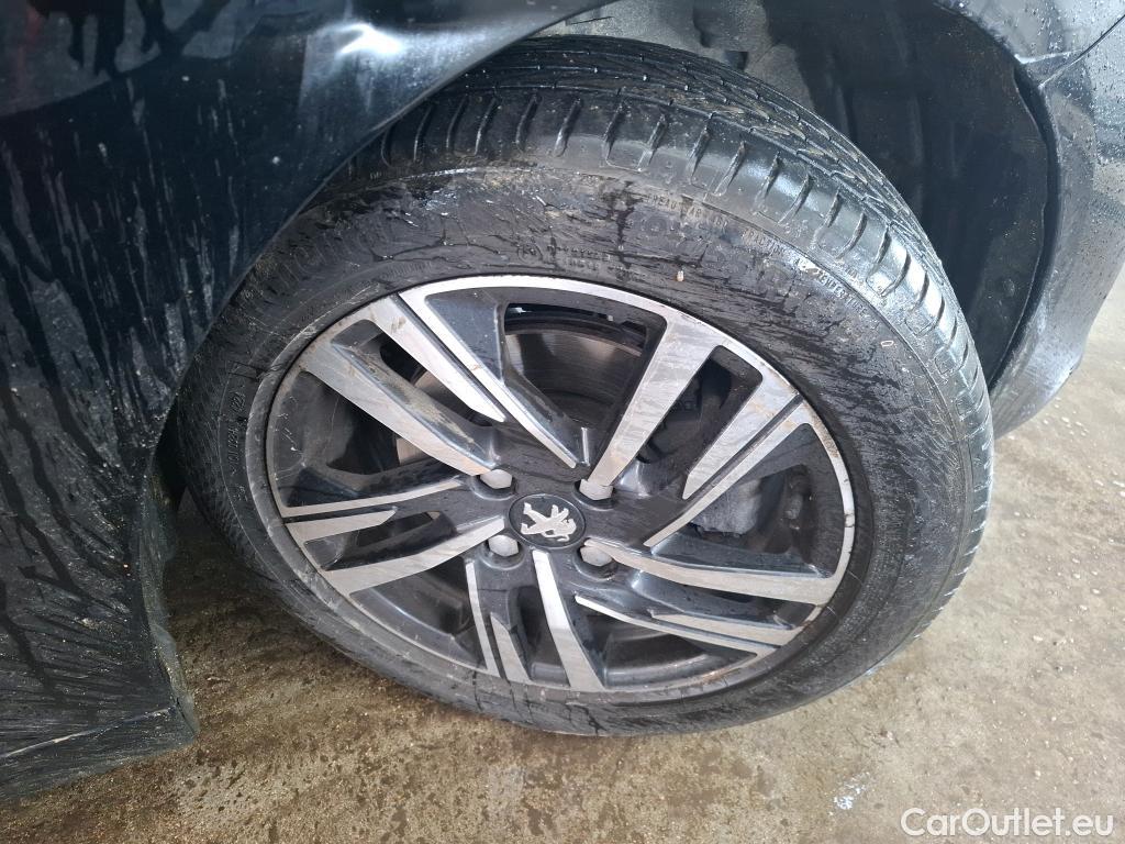  Peugeot  208  Allure Business 1.2 PureTech 100CV BVM6 E6d #20
