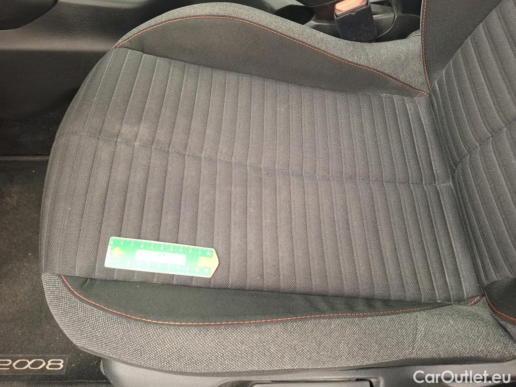  Peugeot  2008  Active Pack 1.2 PureTech 100CV BVM6 E6d #15