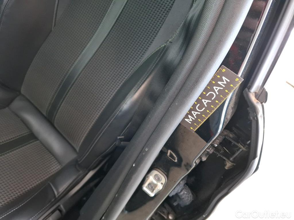  Peugeot  208  GT 1.2 PureTech 100CV BVA8 E6d #80