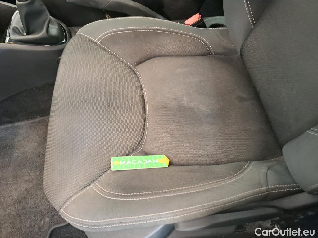  Renault  Clio  IV Business 0.9 TCe 90CV BVM5 E6 #21