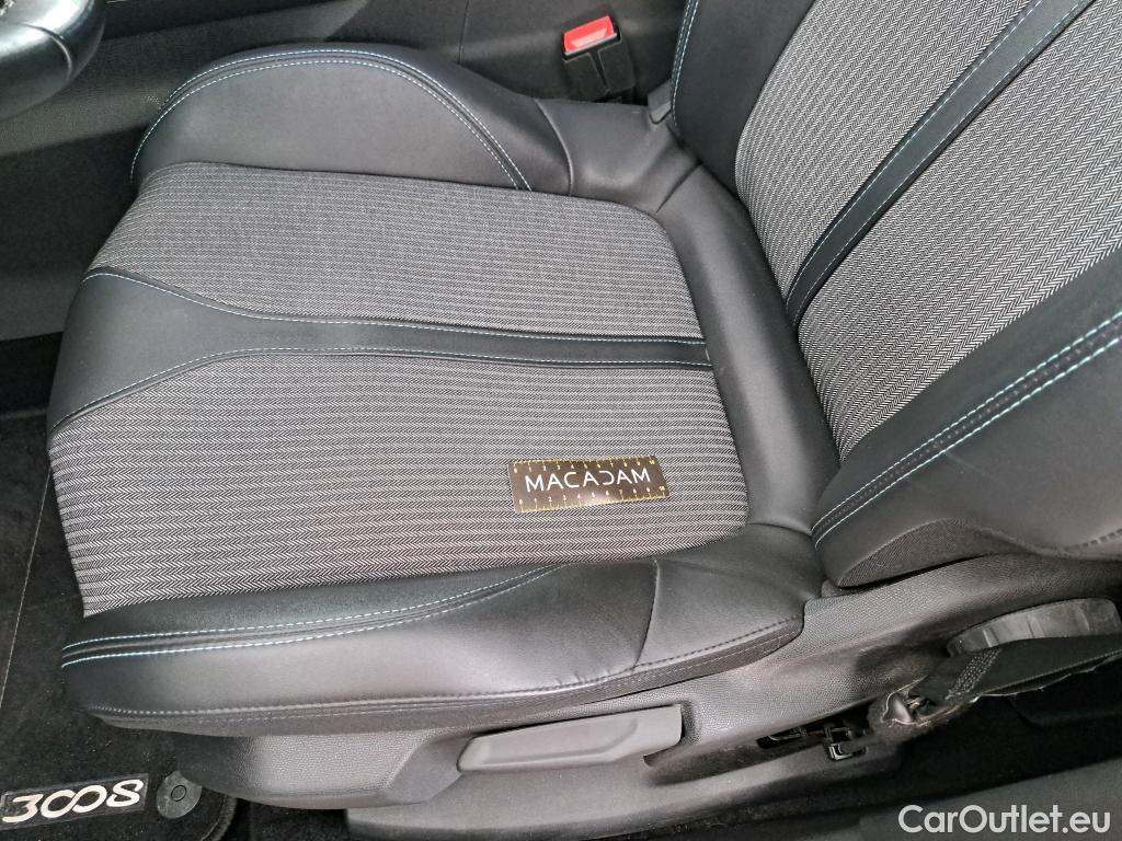  Peugeot  3008  II Allure Pack 1.2 PureTech 130CV BVA8 E6d #1
