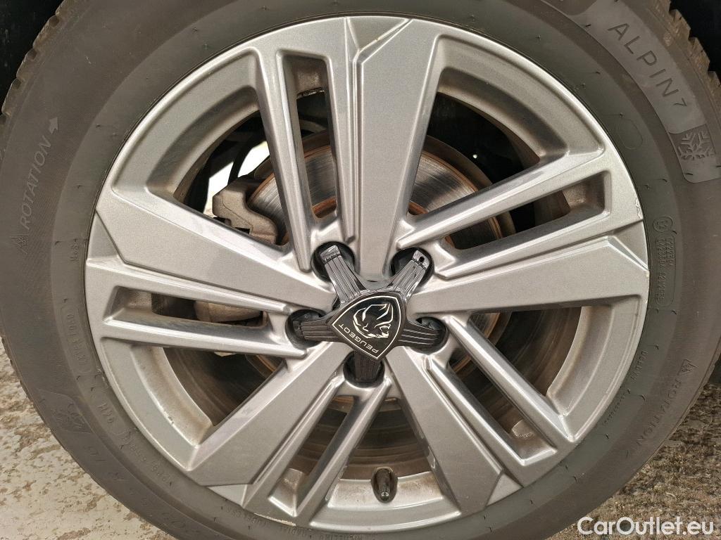  Peugeot  308 PEUGEOT  SW / 2021 / 5P / Break PureTech 130 S&S EAT8 ACTIVE PACK #39