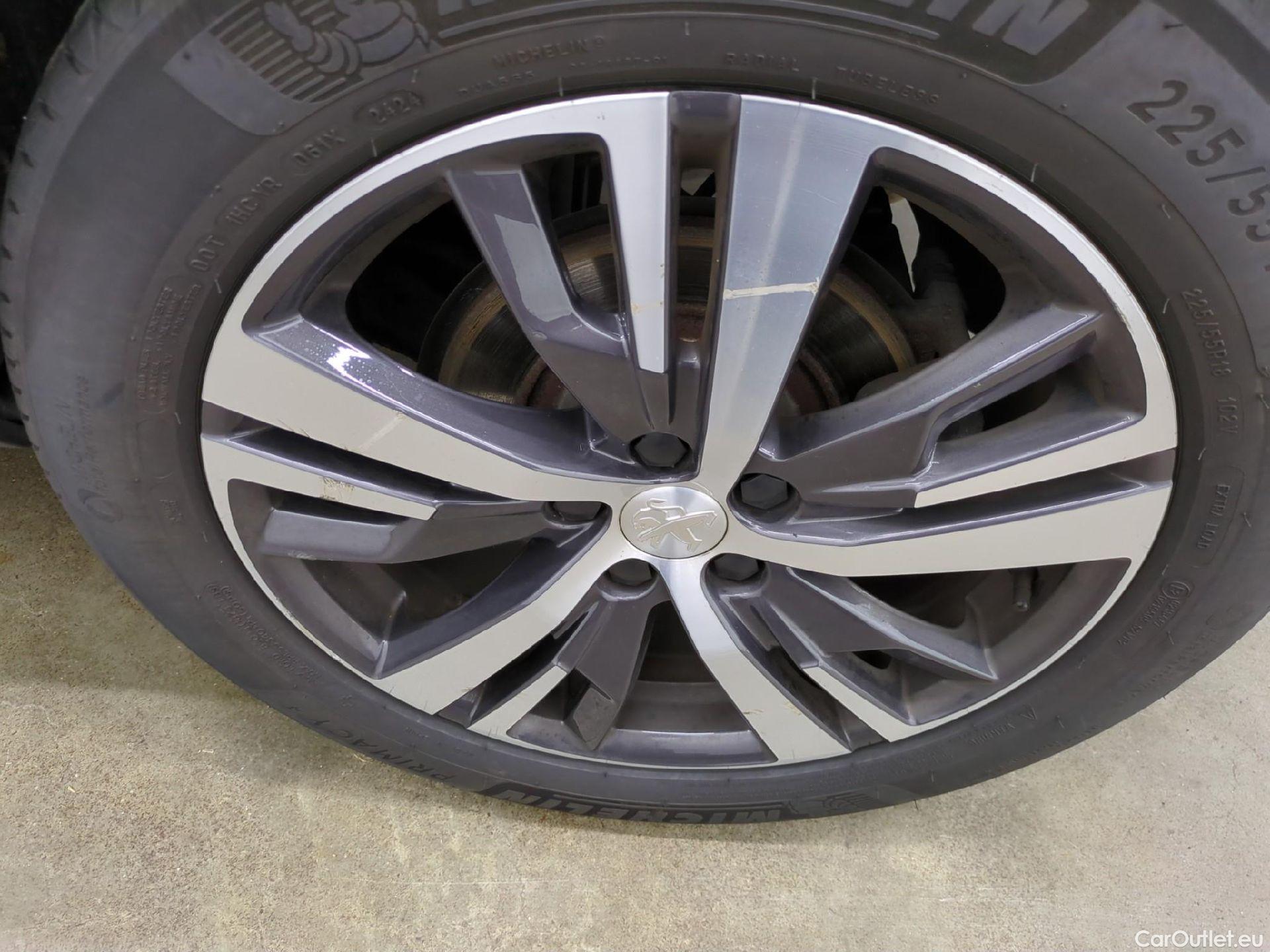  Peugeot  5008  Allure 1.2 PureTech 130CV BVM6 7 Sieges E6d #22