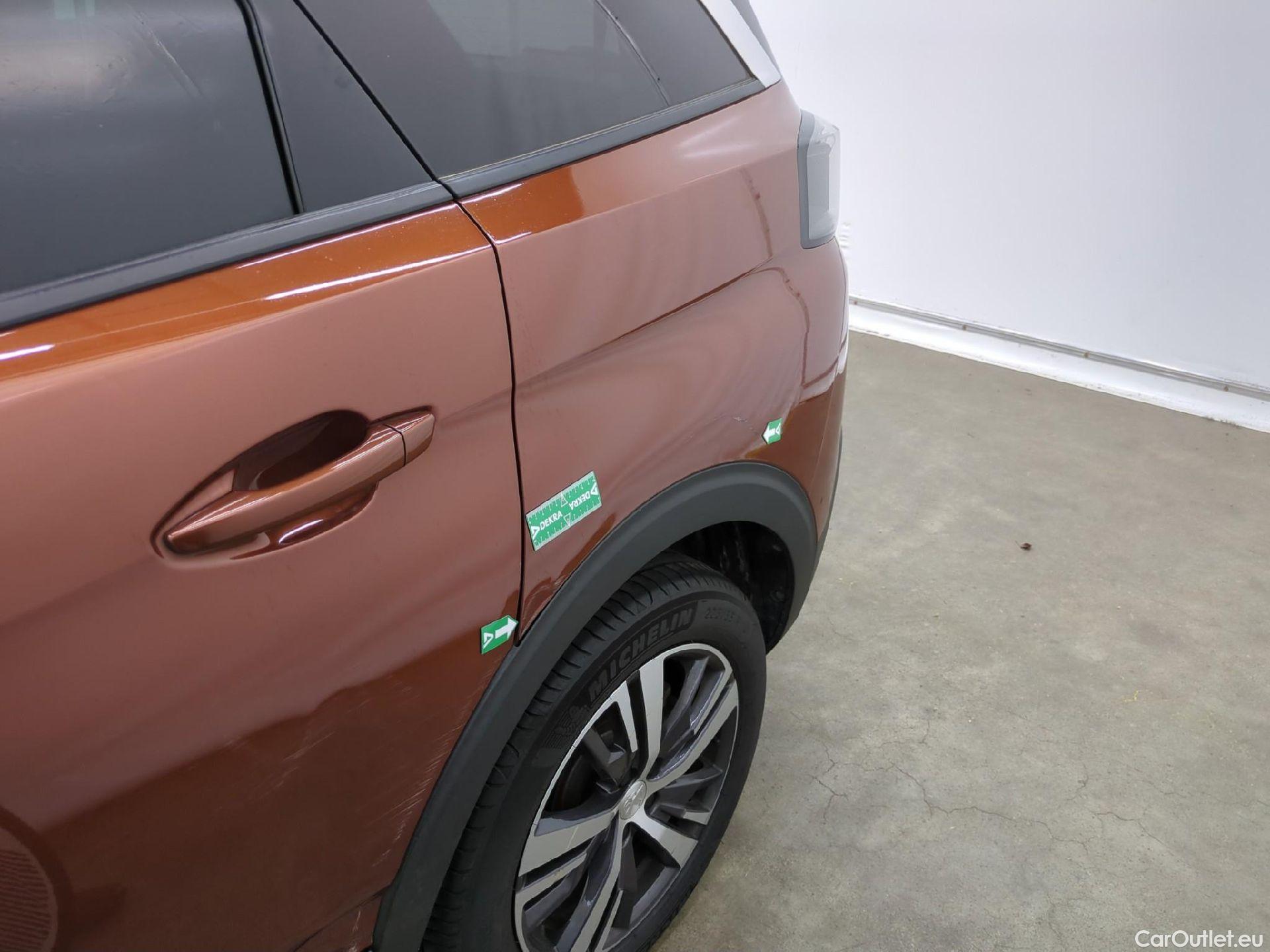  Peugeot  5008  Allure 1.2 PureTech 130CV BVM6 7 Sieges E6d #59