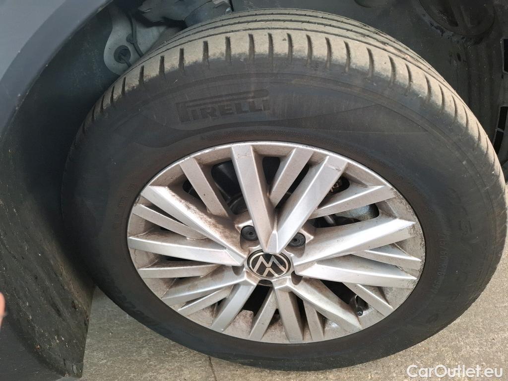  Volkswagen  T-ROC  Lounge Business 2.0 TDI 150CV BVA7 E6d #9