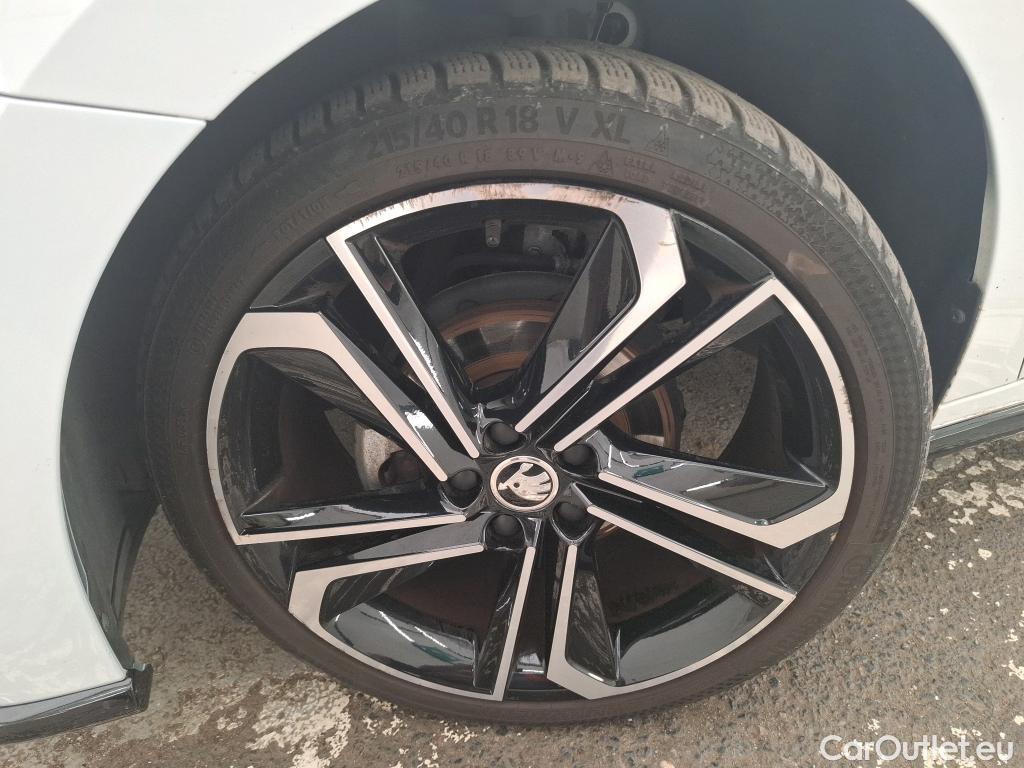 Skoda  Fabia  Monte Carlo 1.0 TSI 95CV BVM5 E6d #9