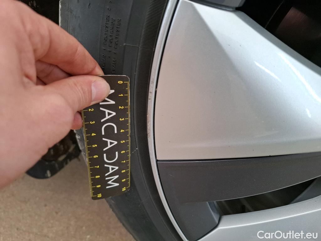  Tesla  Model Y TESLA  / 2021 / 5P / SUV RWD #5