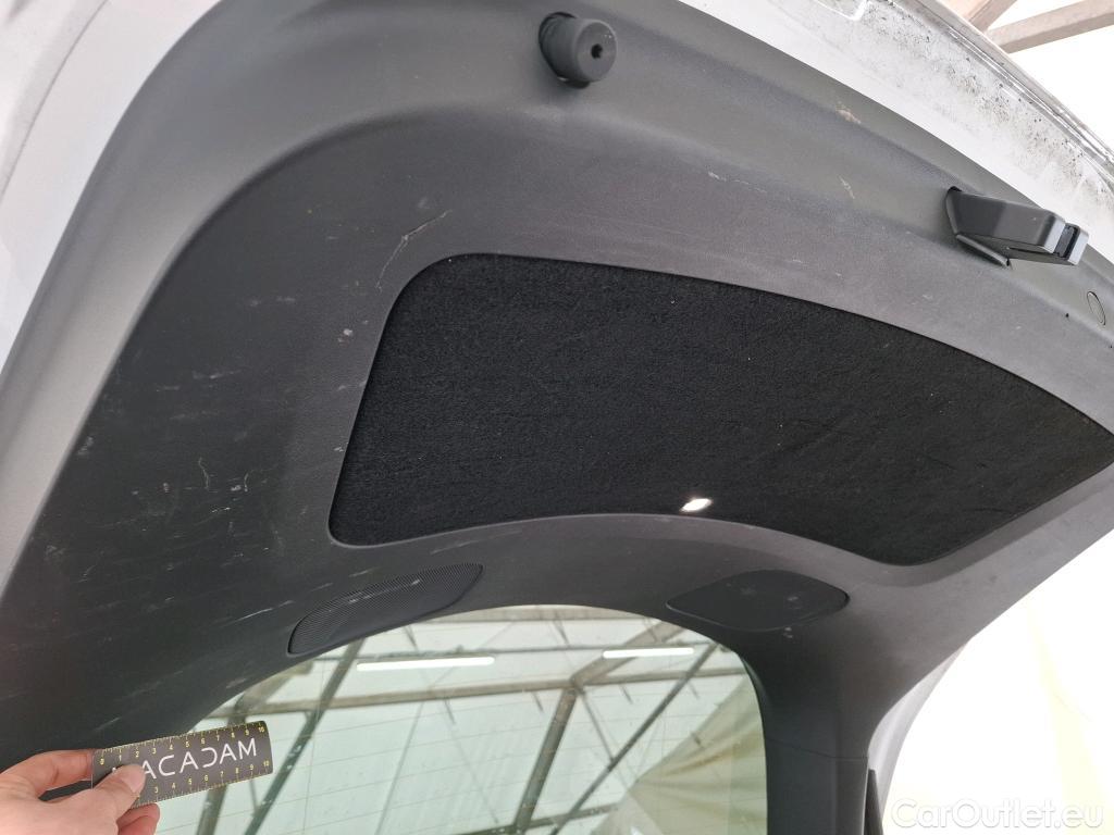  Tesla  Model Y TESLA  / 2021 / 5P / SUV RWD #31