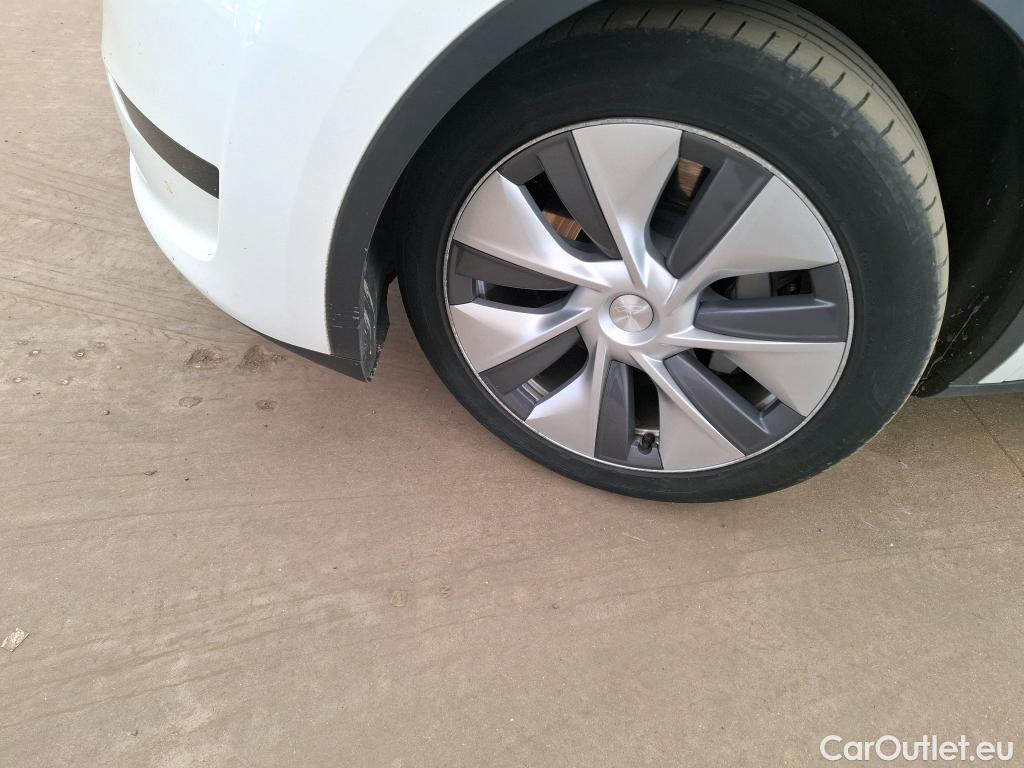  Tesla  Model Y TESLA  / 2021 / 5P / SUV RWD #20