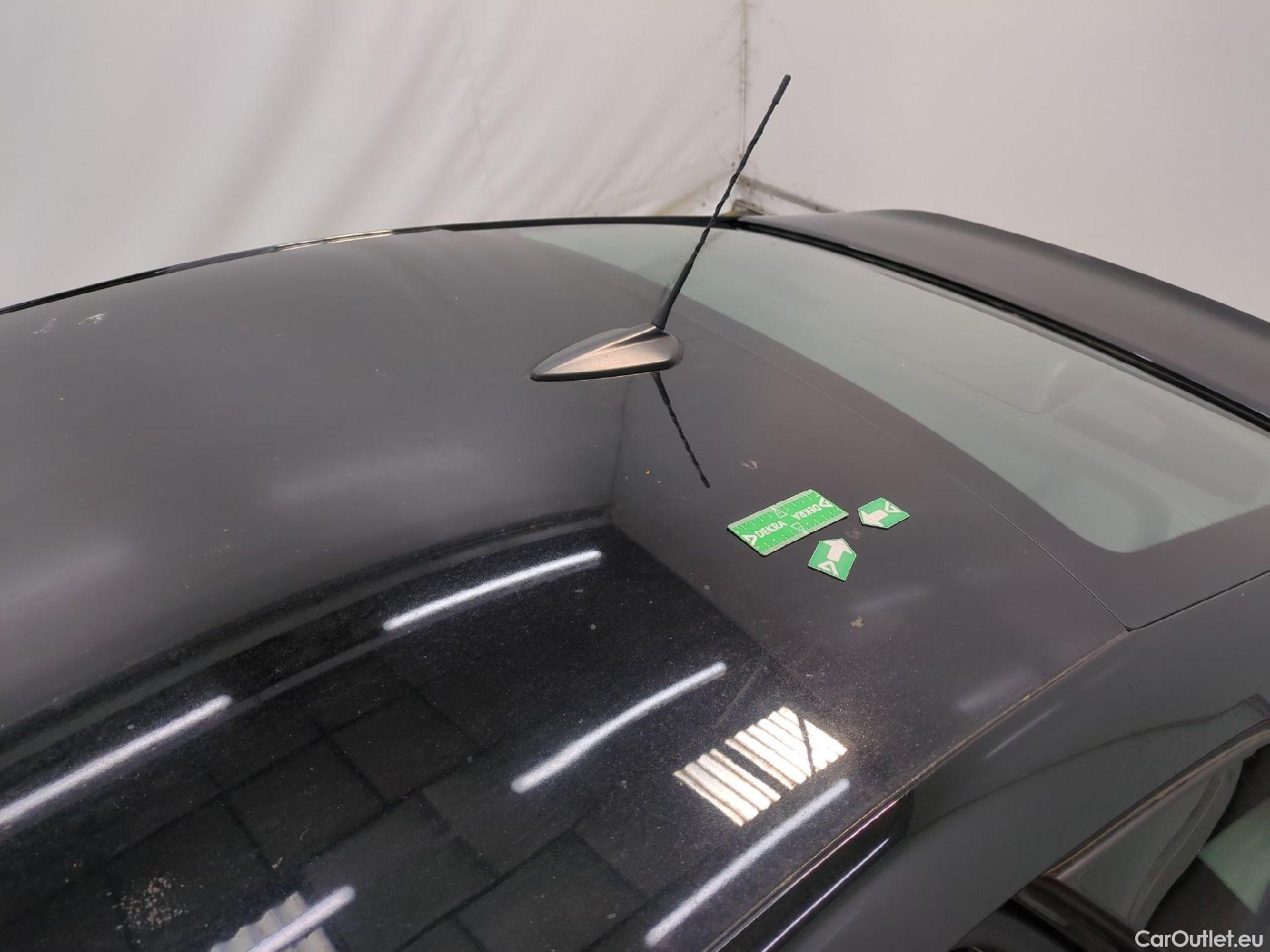  Citroen  C4  X Feel Pack 1.2 PureTech 130CV BVA8 6E / GARANTIE STELLANTIS 10 ANS VOIR PHOTO 2 #16