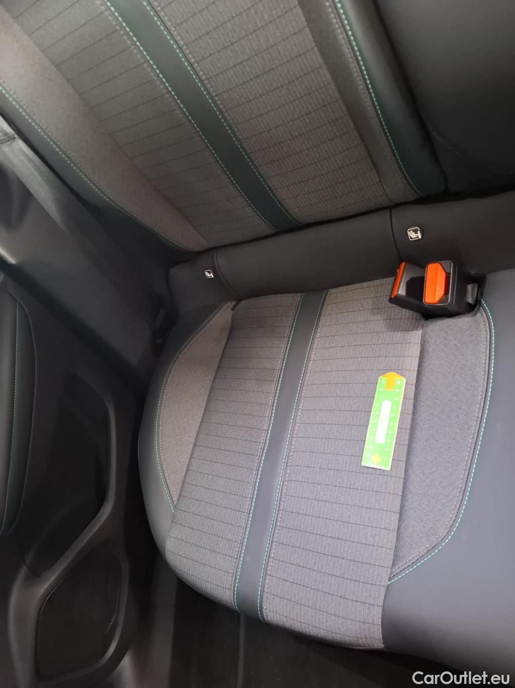  Peugeot  2008  Allure Business 1.2 PureTech 130CV BVM6 E6d / GARANTIE STELLANTIS 10 ANS VOIR PHOTO 2 #33