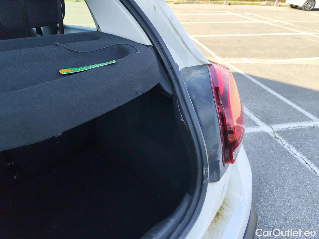  Citroen  C3  Shine Business 1.2 PureTech 110CV BVM6 E6d / GARANTIE STELLANTIS 10 ANS VOIR PHOTO 2 #8