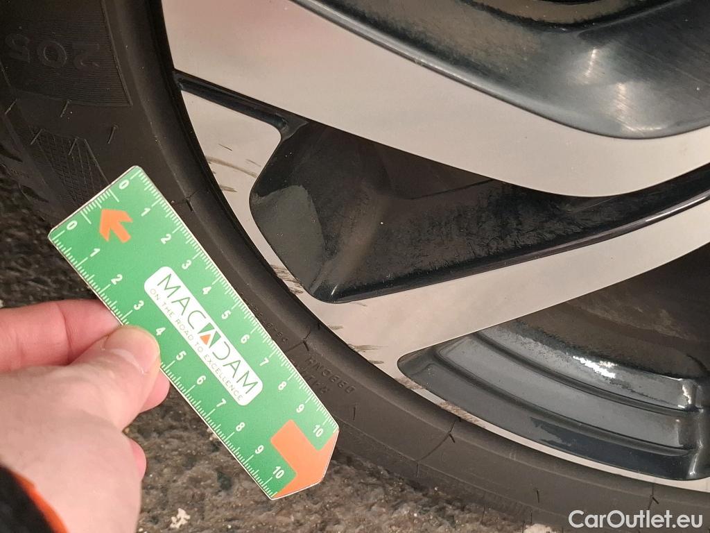  Citroen  C3  Shine Pack 1.2 PureTech 110CV BVA6 6E / GARANTIE STELLANTIS 10 ANS VOIR PHOTO 2 #6
