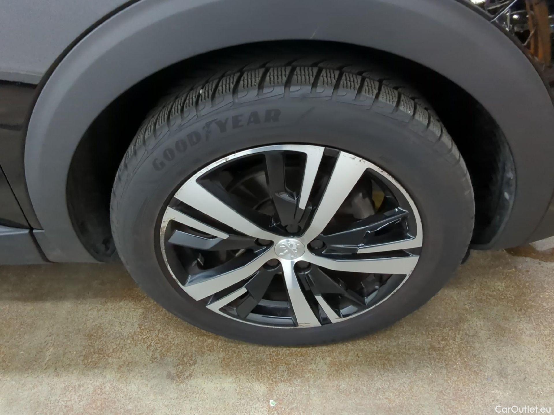  Peugeot  5008  GT 1.2 PureTech 130CV BVM6 7 Sieges E6d / GARANTIE STELLANTIS 10 ANS VOIR PHOTO 2 #6