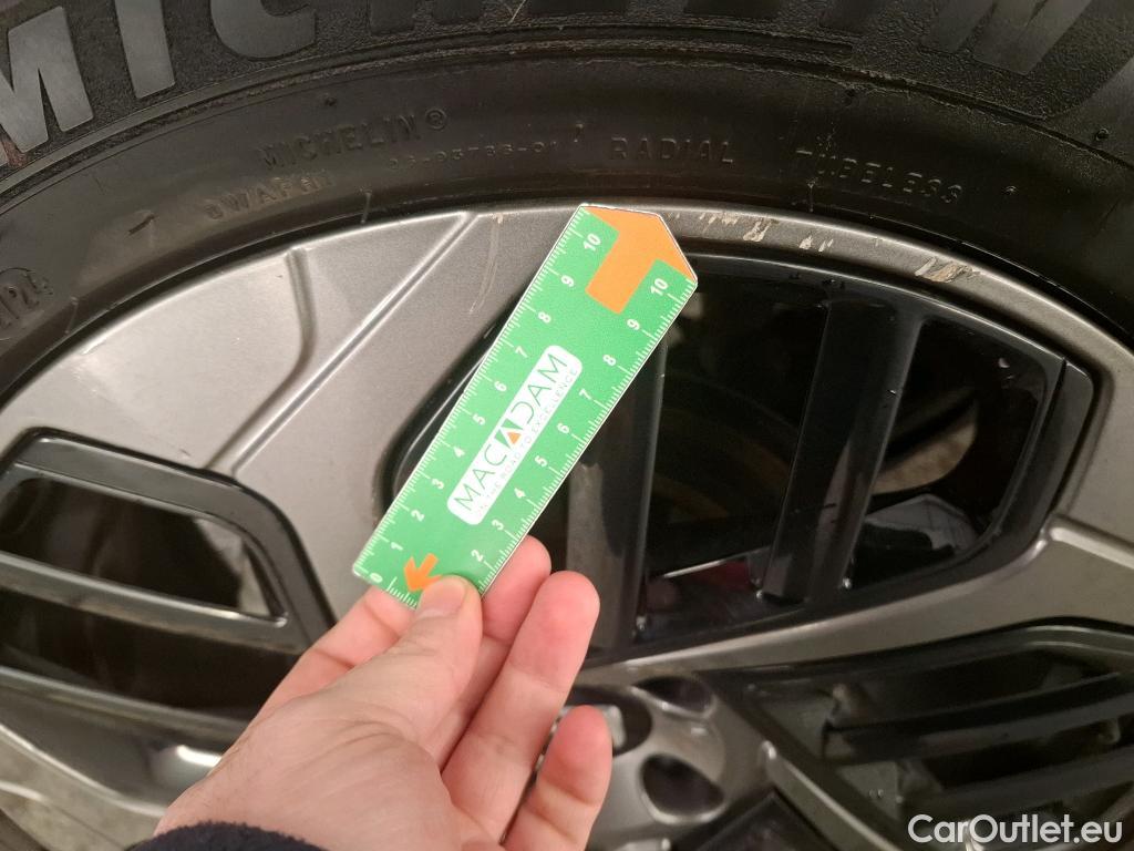  Citroen  C4 CITROEN  X / 2022 / 4P / Berline PureTech 130 SS EAT8 Feel Pack / GARANTIE STELLANTIS 10 ANS VOIR PHOTO 2 #27