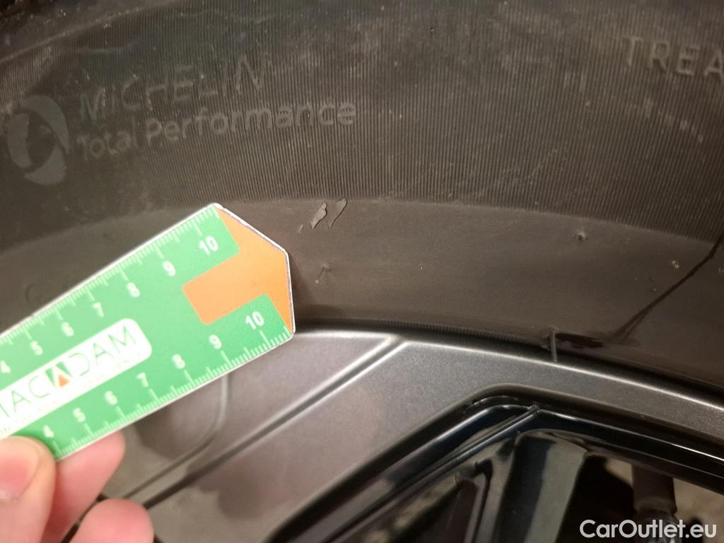  Citroen  C4 CITROEN  X / 2022 / 4P / Berline PureTech 130 SS EAT8 Feel Pack / GARANTIE STELLANTIS 10 ANS VOIR PHOTO 2 #7