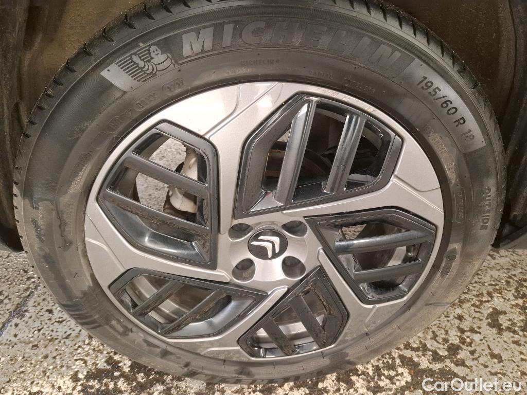  Citroen  C4 CITROEN  X / 2022 / 4P / Berline PureTech 130 SS EAT8 Feel Pack / GARANTIE STELLANTIS 10 ANS VOIR PHOTO 2 #25