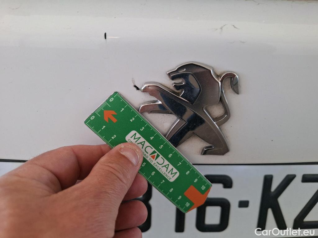  Peugeot  2008  Allure 1.2 PureTech 100CV BVM6 E6d / GARANTIE STELLANTIS 10 ANS VOIR PHOTO 2 #12