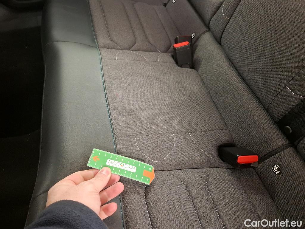  Citroen  C4 CITROEN  X / 2022 / 4P / Berline PureTech 130 SS EAT8 Feel Pack / GARANTIE STELLANTIS 10 ANS VOIR PHOTO 2 #17