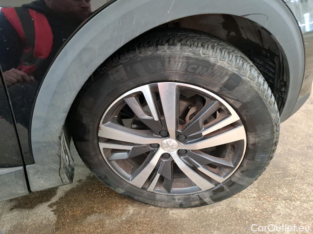  Peugeot  5008  Allure Pack 1.2 PureTech 130CV BVA8 7 Sieges E6d / GARANTIE STELLANTIS 10 ANS VOIR PHOTO 2 #16