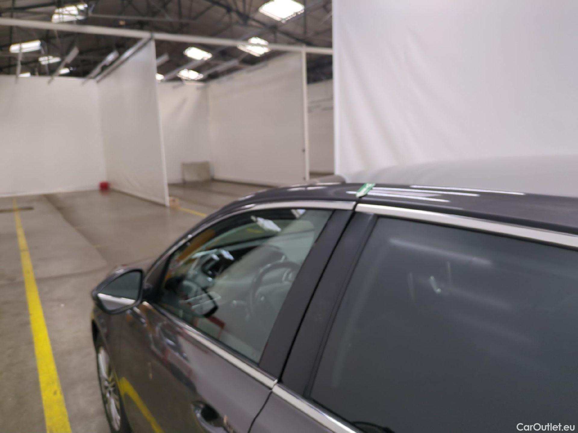  Peugeot  308  Allure 1.2 PureTech 130CV BVA8 E6d / GARANTIE STELLANTIS 10 ANS VOIR PHOTO 2 #47