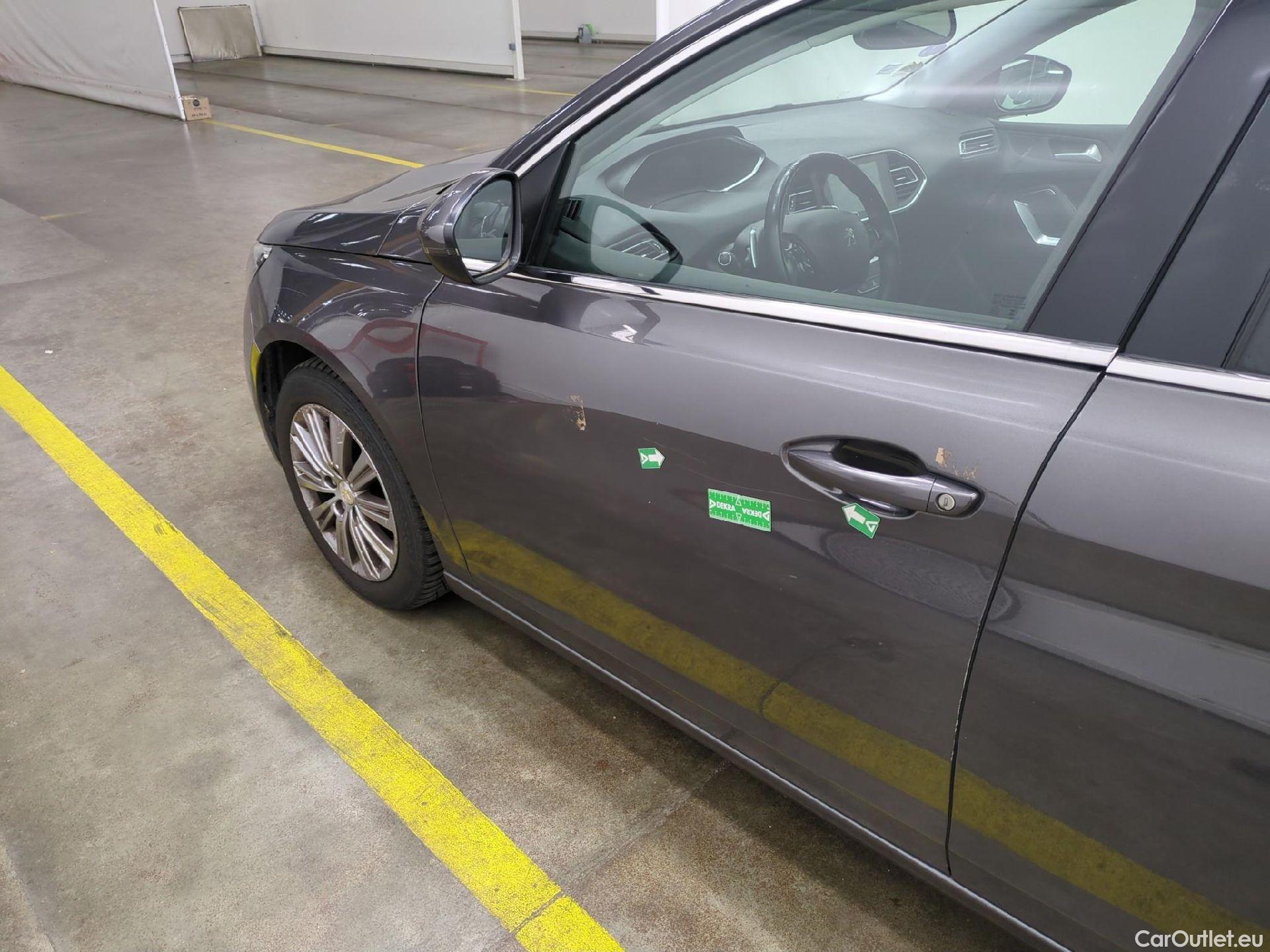  Peugeot  308  Allure 1.2 PureTech 130CV BVA8 E6d / GARANTIE STELLANTIS 10 ANS VOIR PHOTO 2 #41