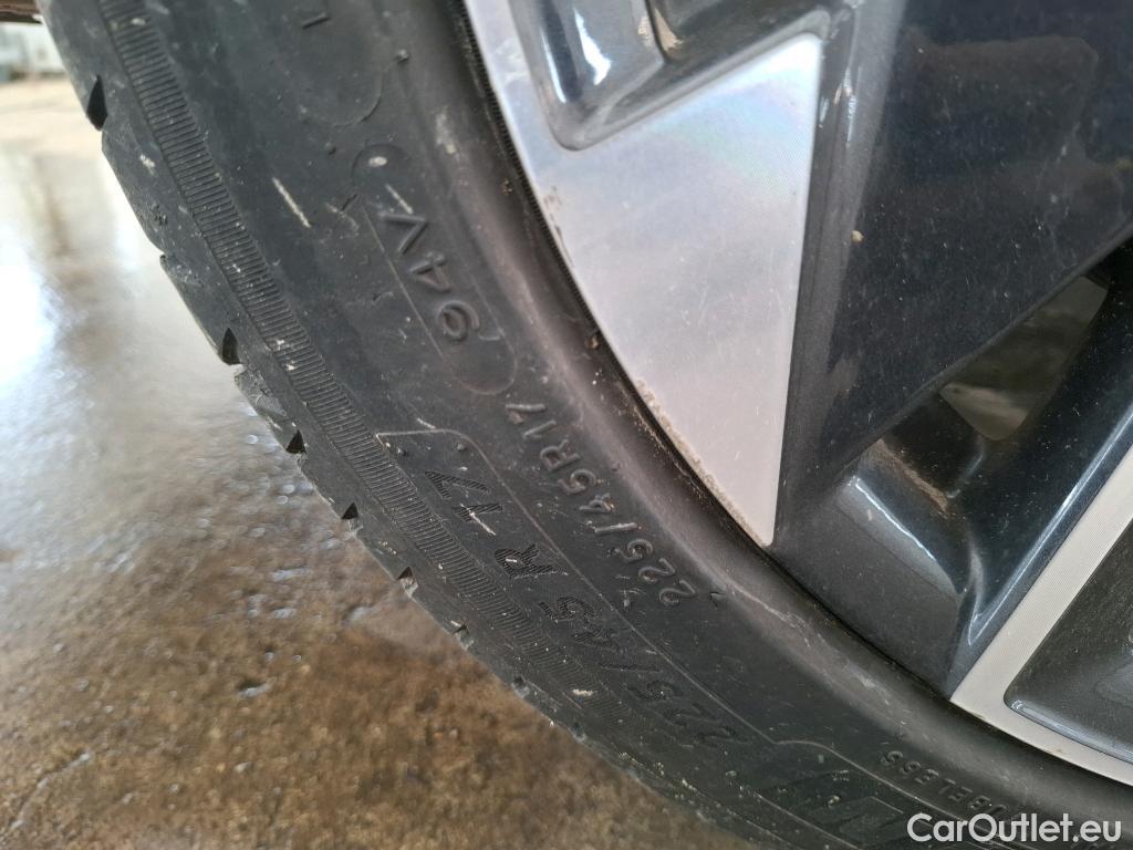  Peugeot  308  Allure Pack 1.2 PureTech 130CV BVA8 E6d / GARANTIE STELLANTIS 10 ANS VOIR PHOTO 2 #4