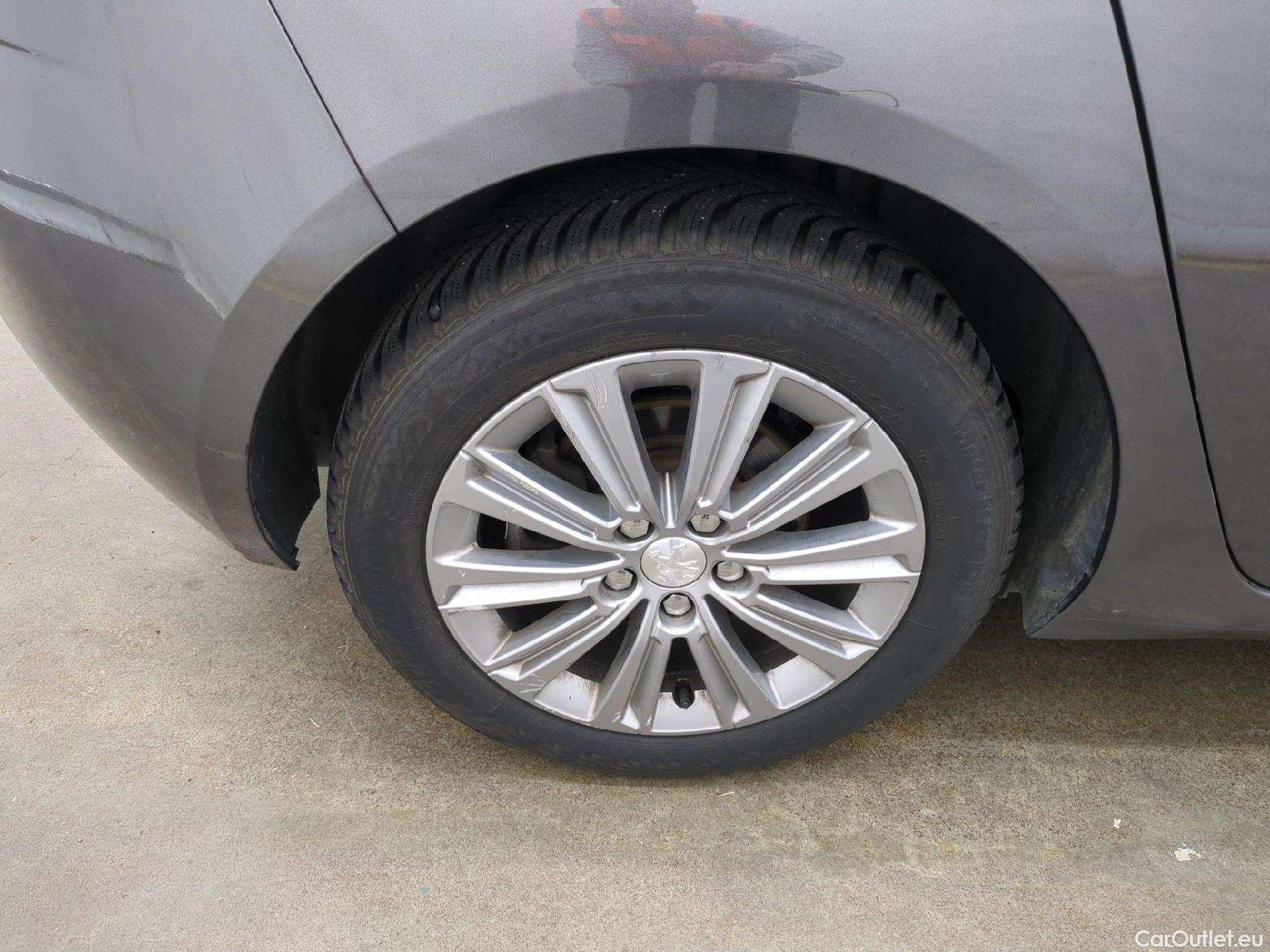  Peugeot  308  Allure 1.2 PureTech 130CV BVA8 E6d / GARANTIE STELLANTIS 10 ANS VOIR PHOTO 2 #14