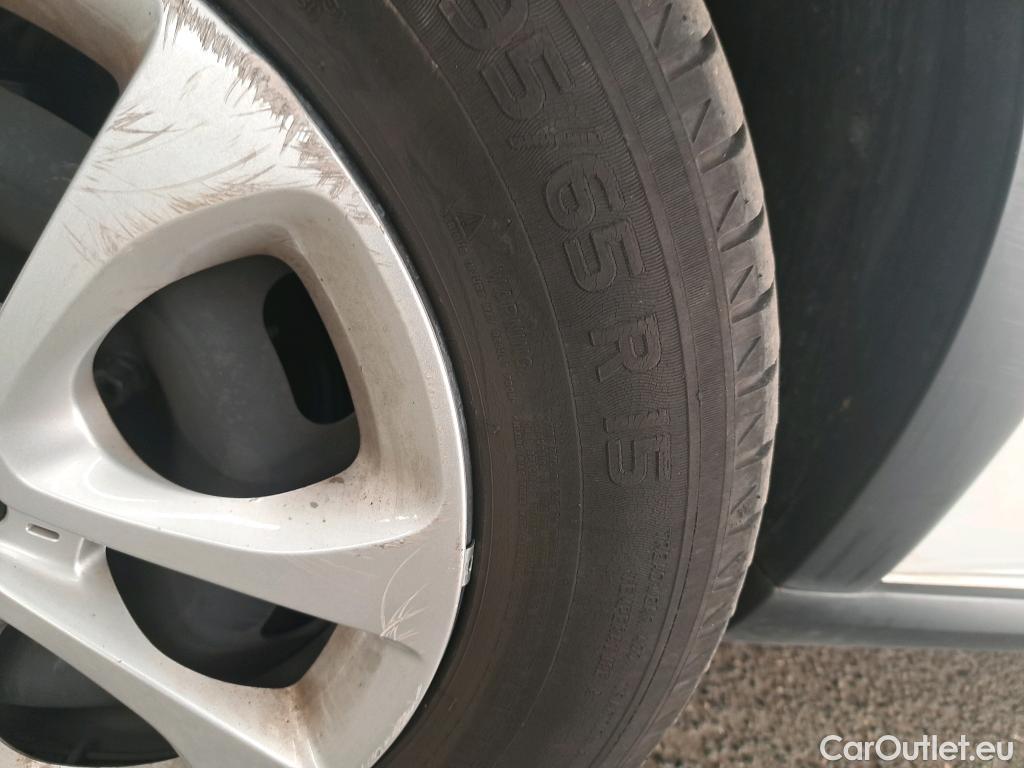  Citroen  C3  Feel 1.2 PureTech 80CV BVM5 E6 #38