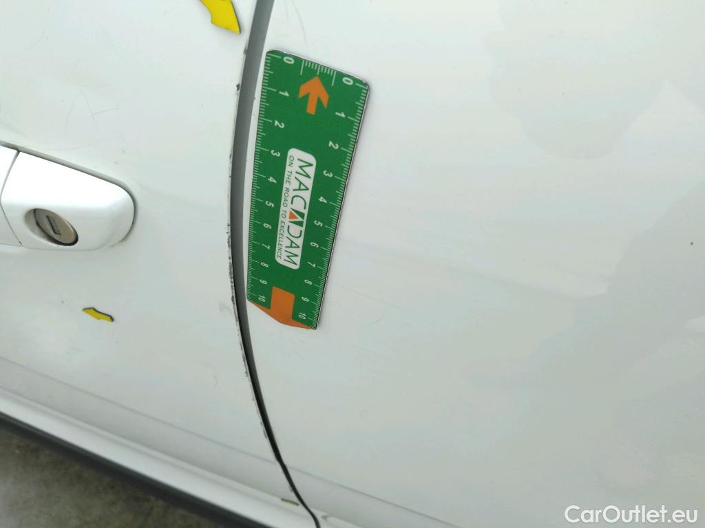  Citroen  C3  Société Feel Nav 1.5 BlueHDI 100CV BVM5 E6dT #4