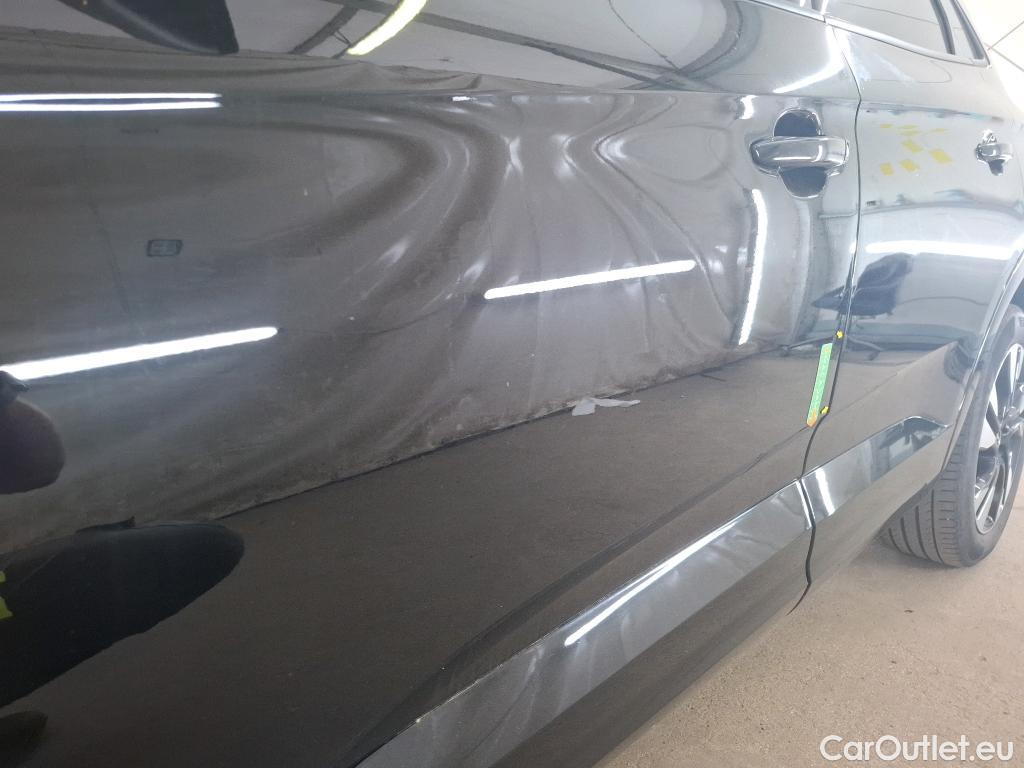  Opel   Grandland X Grandland X Elegance Business 1.5 130CV BVA8 E6d #1