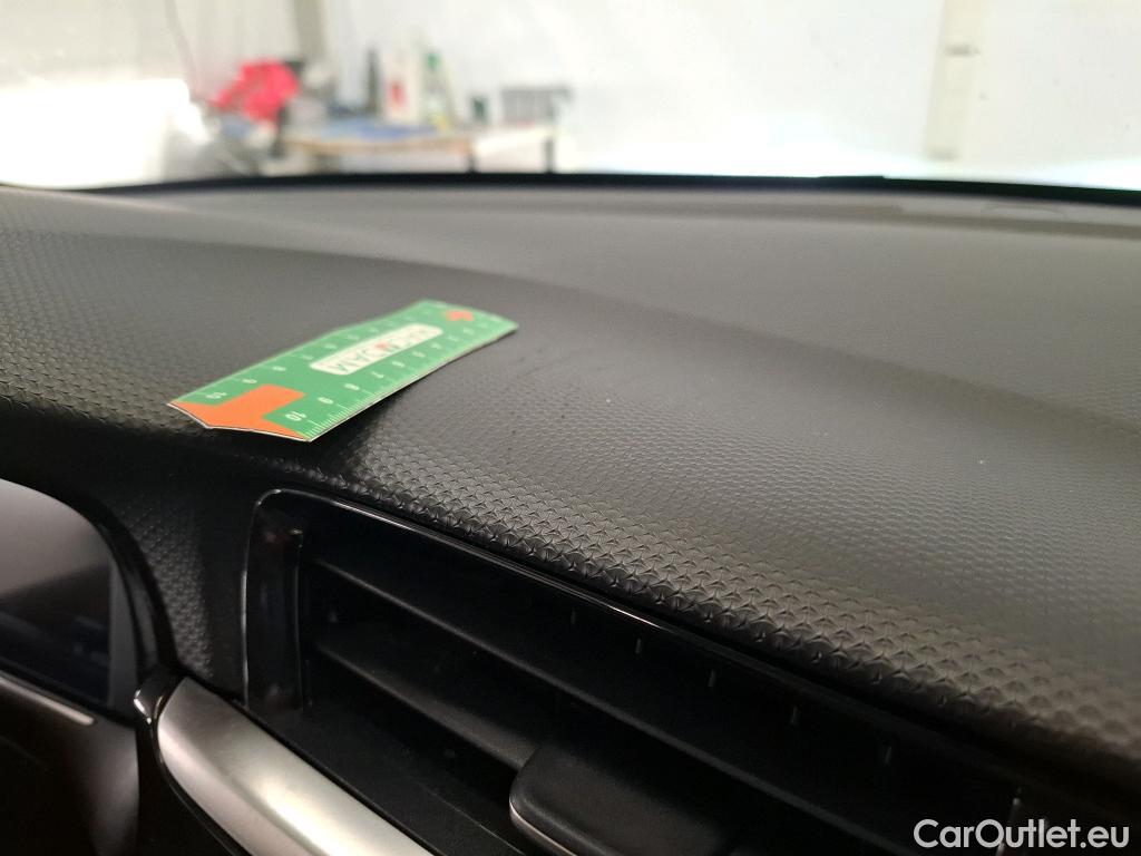  Opel  Corsa  F Elegance 1.2 Turbo 100CV BVA8 E6d #14