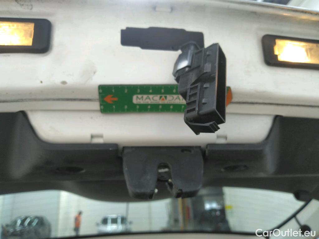  Citroen  C3  Société Feel Nav 1.5 BlueHDI 100CV BVM5 E6dT #2
