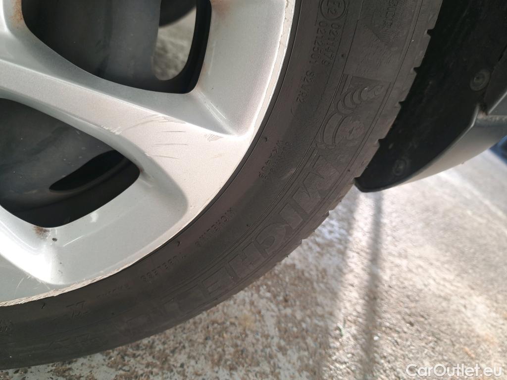  Citroen  C3  Feel 1.2 PureTech 80CV BVM5 E6 #33
