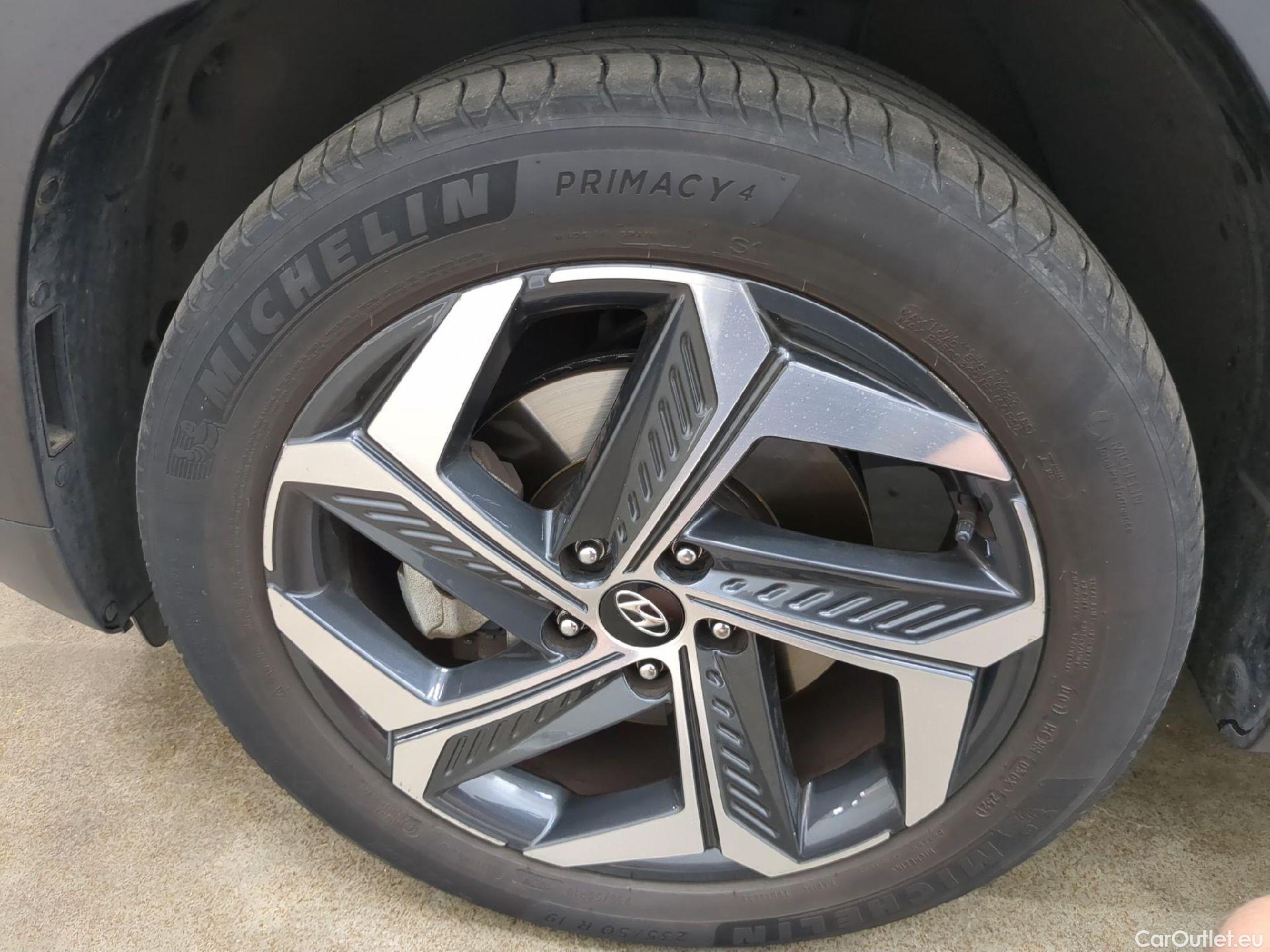  Hyundai  Tucson HYUNDAI  / 2020 / 5P / SUV 1.6 PHEV 265 HTRAC EXECUTIVE 4WD AUTO #1