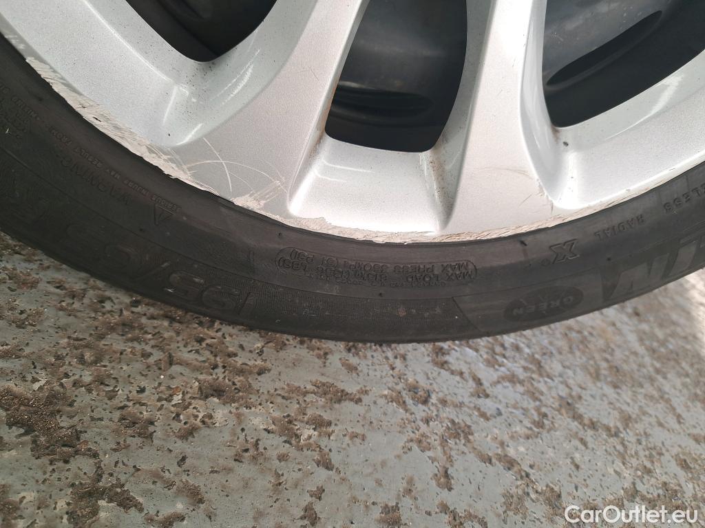  Citroen  C3  Feel 1.2 PureTech 80CV BVM5 E6 #34
