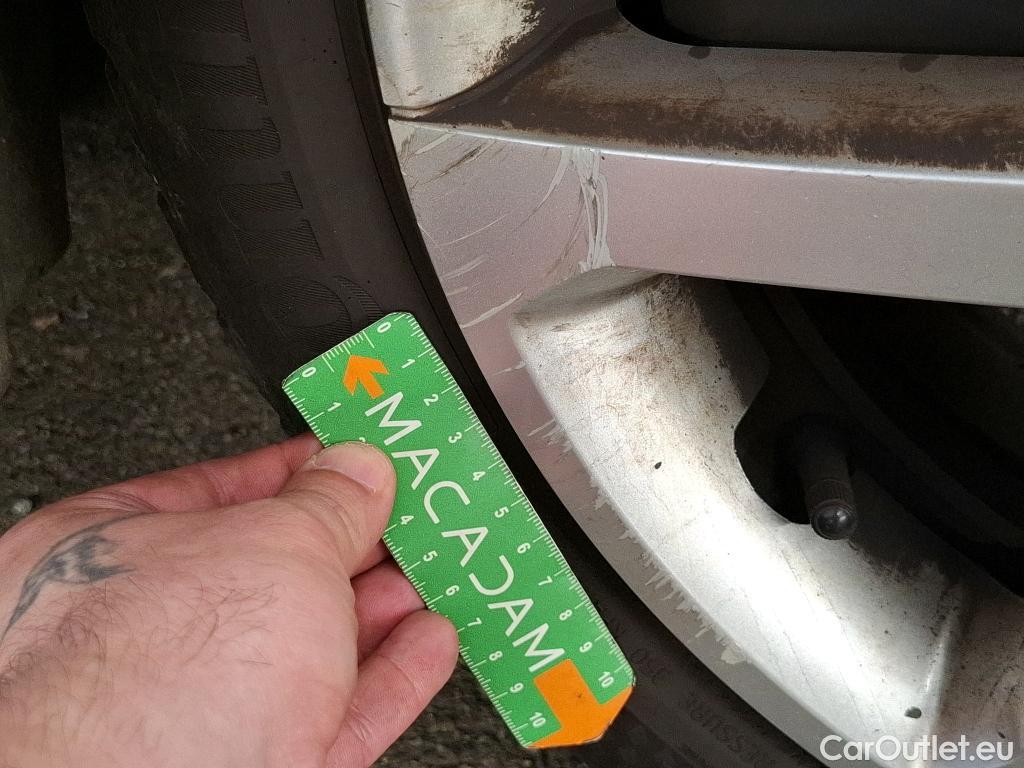  Renault  Clio  IV Business 0.9 TCe 90CV BVM5 E6 #48