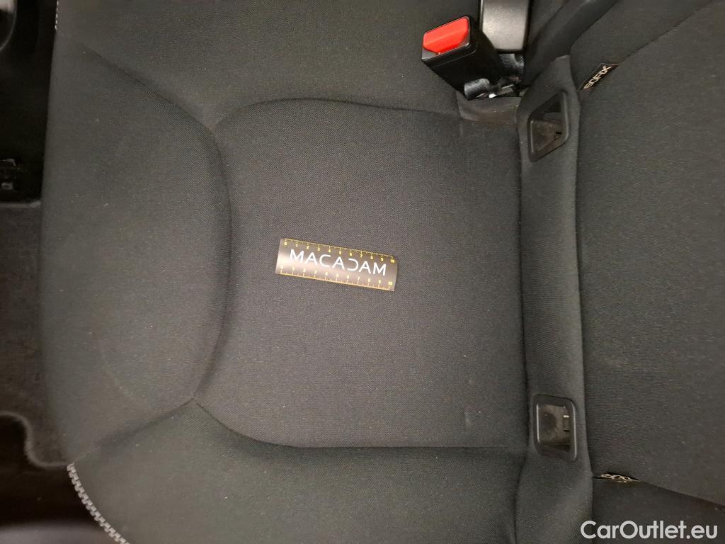  Renault  Clio  IV Business 0.9 TCe 90CV BVM5 E6 #24