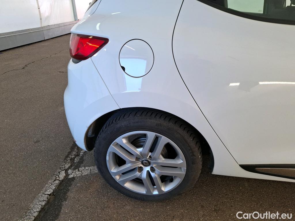  Renault  Clio  IV Business 0.9 TCe 90CV BVM5 E6 #38