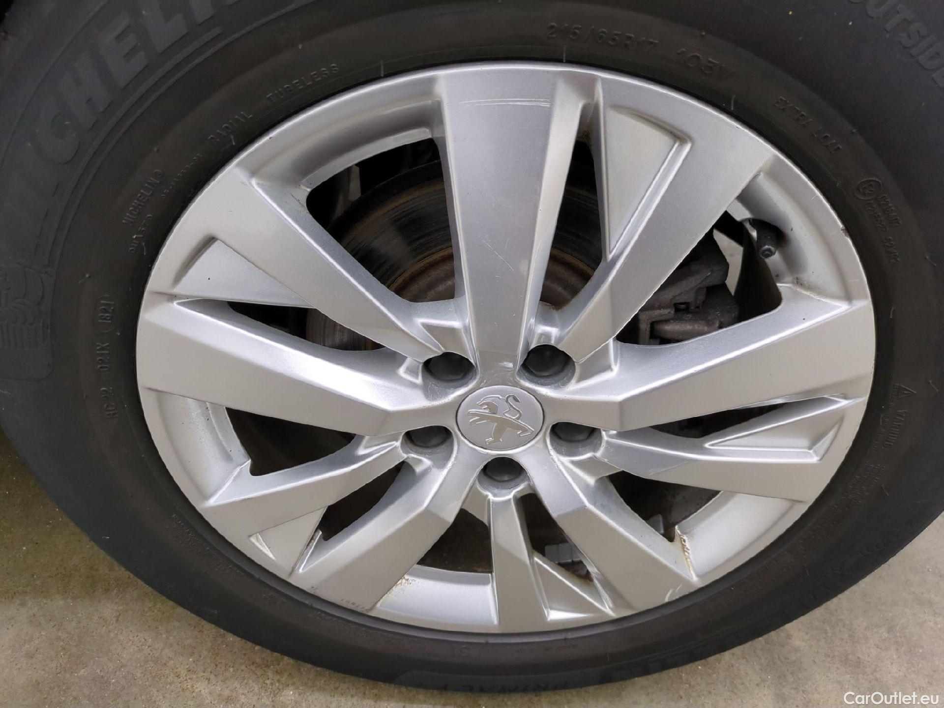  Peugeot  3008  Active Business 1.2 PureTech 130CV BVA8 E6d #11