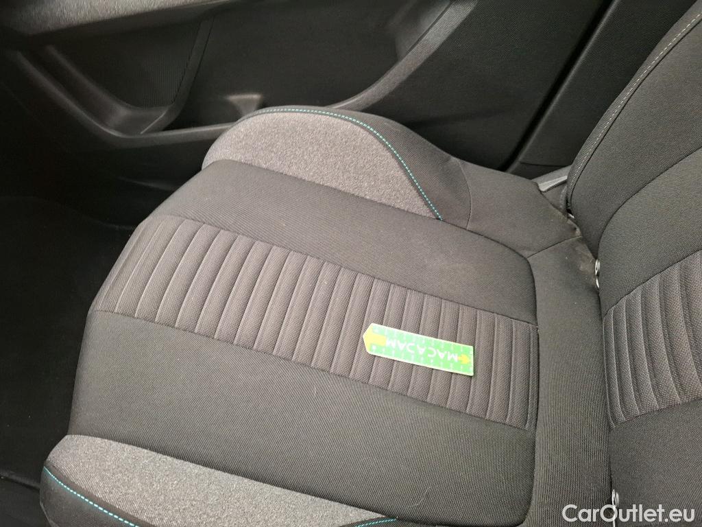  Peugeot  3008 PEUGEOT  / 2020 / 5P / SUV 1.6 HYBRID 225 E-EAT8 Active Pack #2