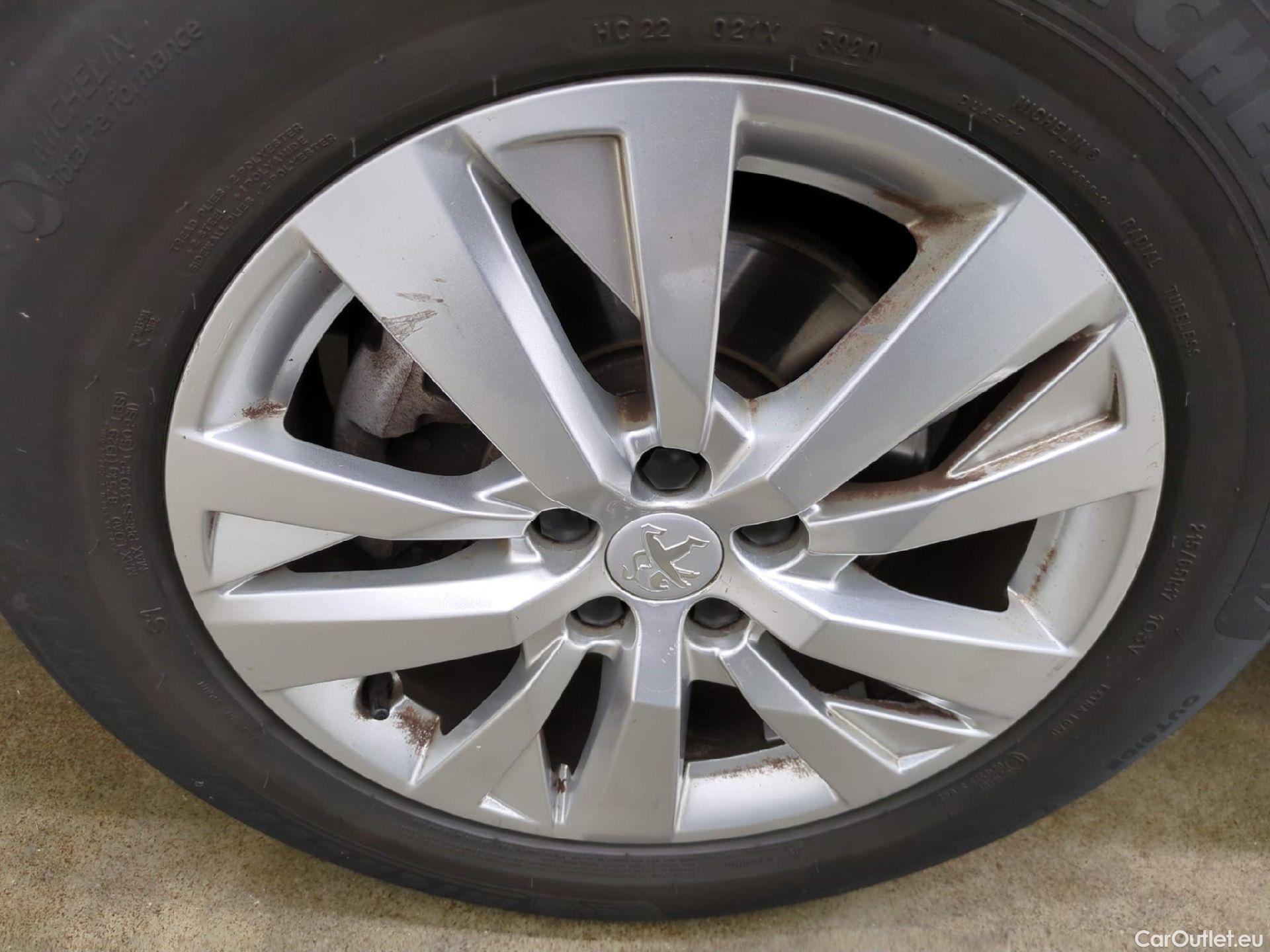  Peugeot  3008  Active Business 1.2 PureTech 130CV BVA8 E6d #8