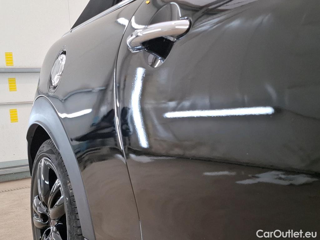  Mini  Cooper MINI Mini Cabrio / 2014 / 2P / Cabriolet John  Works Ultimate 231 ch BVA8 #23