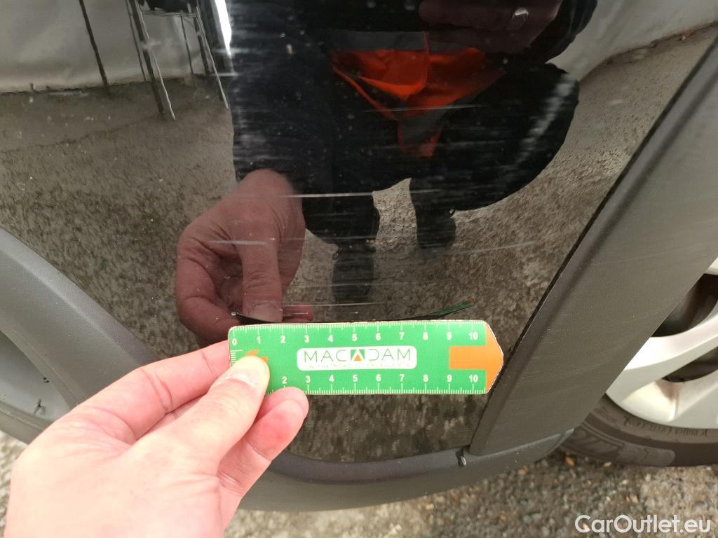  Citroen  C3  Société Feel Nav 1.2 PureTech 80CV BVM5 E6 #12