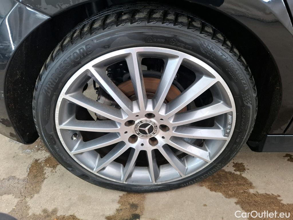  Mercedes  A-Klasse MERCEDES-BENZ Classe A Compact  2018 5P Berline A 200 d AMG Line 8G DCT #5