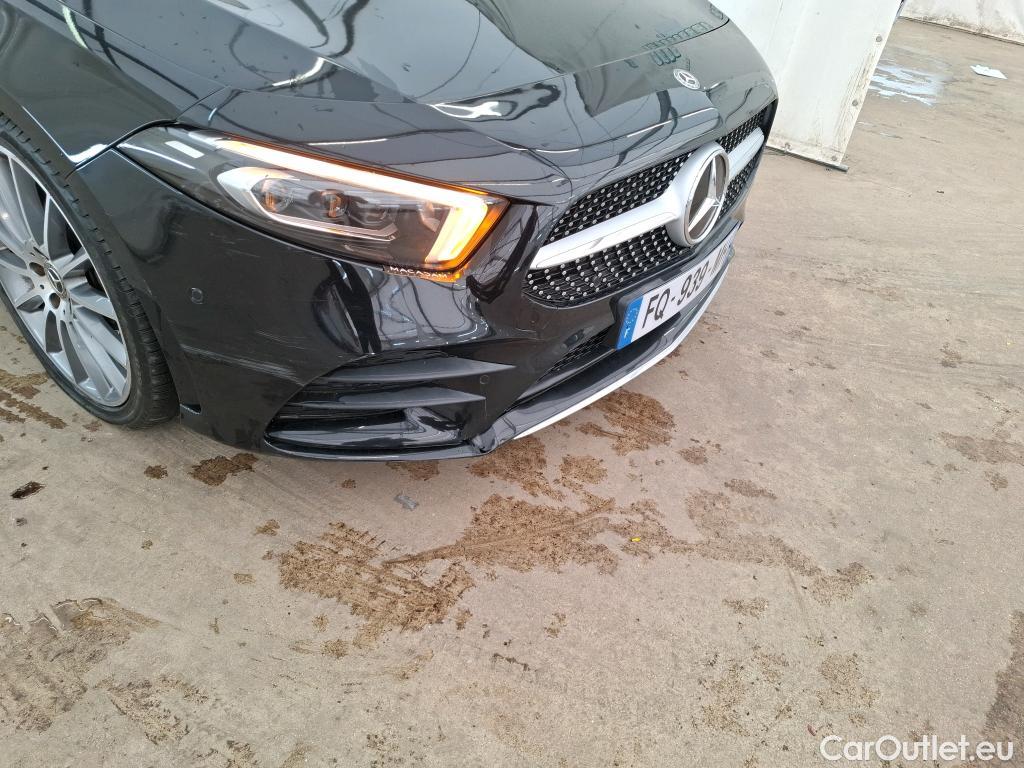  Mercedes  A-Klasse MERCEDES-BENZ Classe A Compact  2018 5P Berline A 200 d AMG Line 8G DCT #68