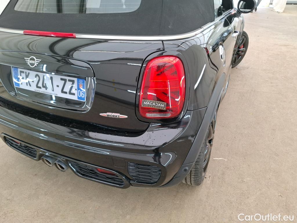  Mini  Cooper MINI Mini Cabrio / 2014 / 2P / Cabriolet John  Works Ultimate 231 ch BVA8 #34
