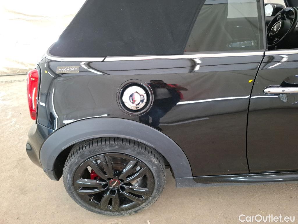  Mini  Cooper MINI Mini Cabrio / 2014 / 2P / Cabriolet John  Works Ultimate 231 ch BVA8 #13